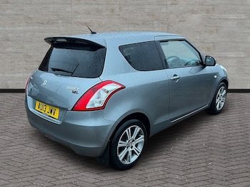 Used Suzuki Swift 2013 for sale - 77450811: Photo