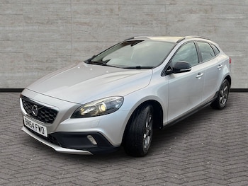 Used Volvo V40 2014 for sale - 76907787: Photo