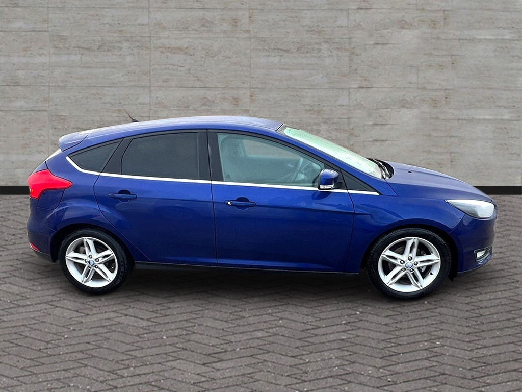 Used Ford Focus 2015 for sale - 77055146: Photo 5