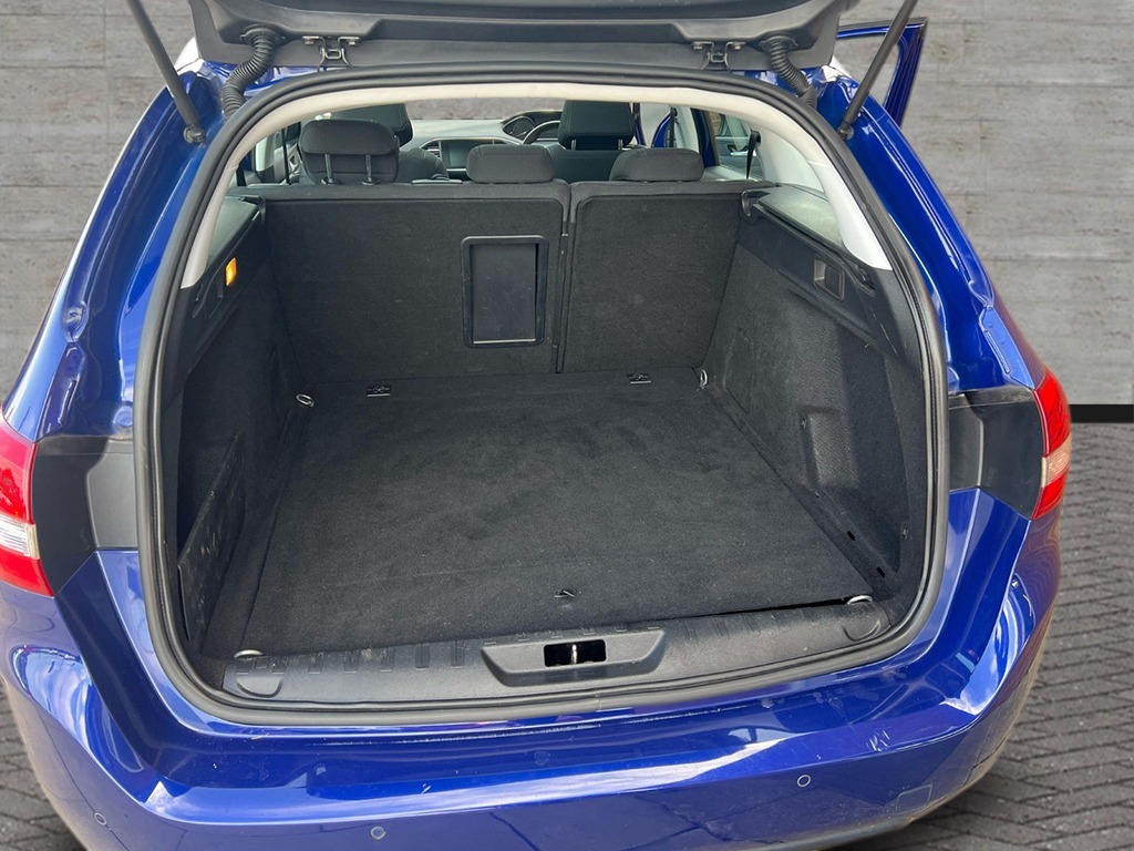 Used Peugeot 308 2018 for sale - 77483062: Photo 4