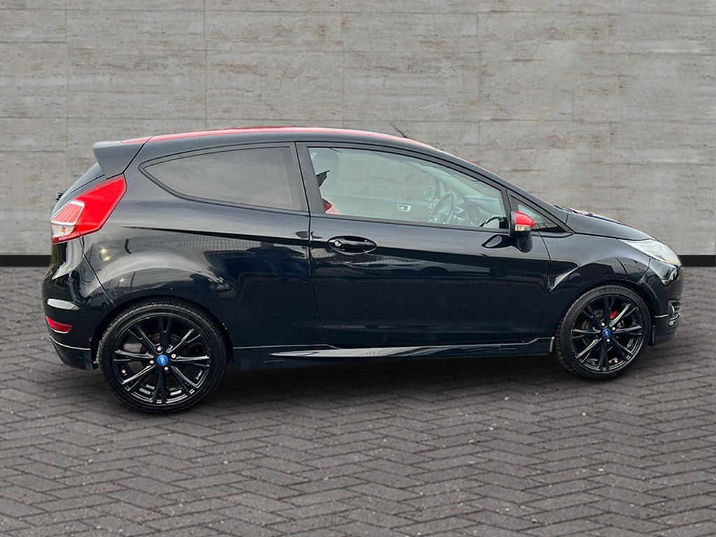 Used Ford Fiesta 2016 for sale - 77198578: Photo 4