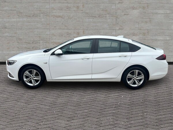 Used Vauxhall Insignia 2018 for sale - 76177231: Photo 6
