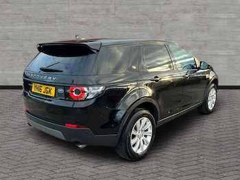 Used Land Rover Discovery Sport 2016 for sale - 76358370: Photo