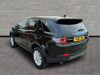Used Land Rover Discovery Sport 2016 for sale - 76358370: Photo