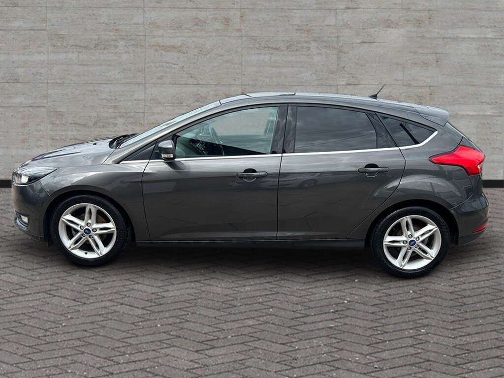 Used Ford Focus 2015 for sale - 76091164: Photo 8
