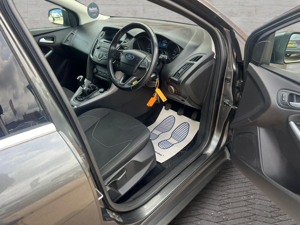 Used Ford Focus 2016 for sale - 76177343: Photo 9