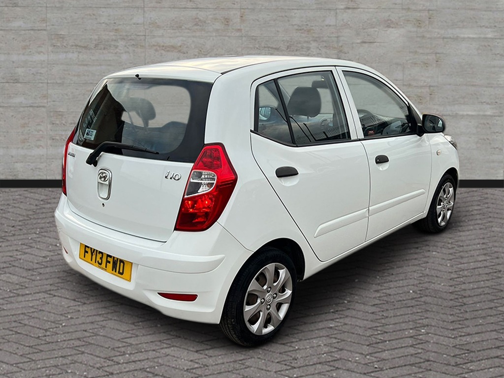 Used Hyundai i10 2013 for sale - 77053136: Photo 4