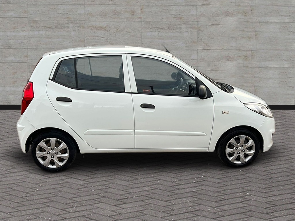 Used Hyundai i10 2013 for sale - 77053136: Photo 5