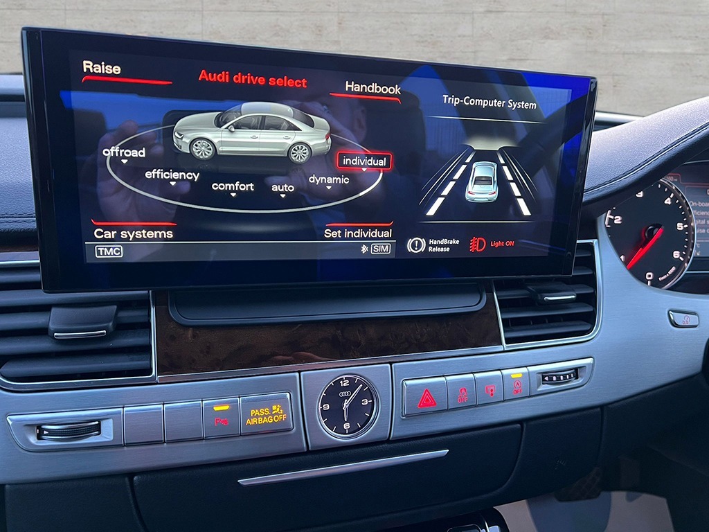 Used Audi A8 2014 for sale - 77969012: Photo 12