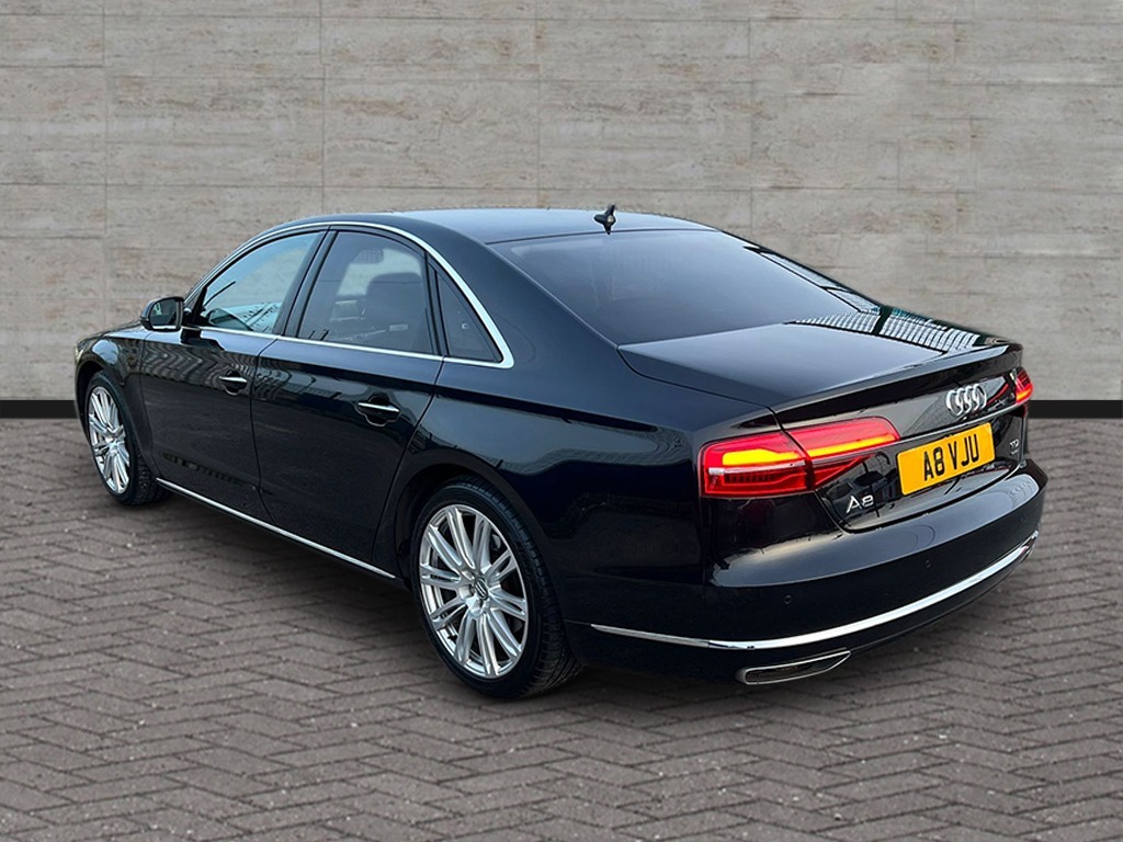 Used Audi A8 2014 for sale - 77969012: Photo 2