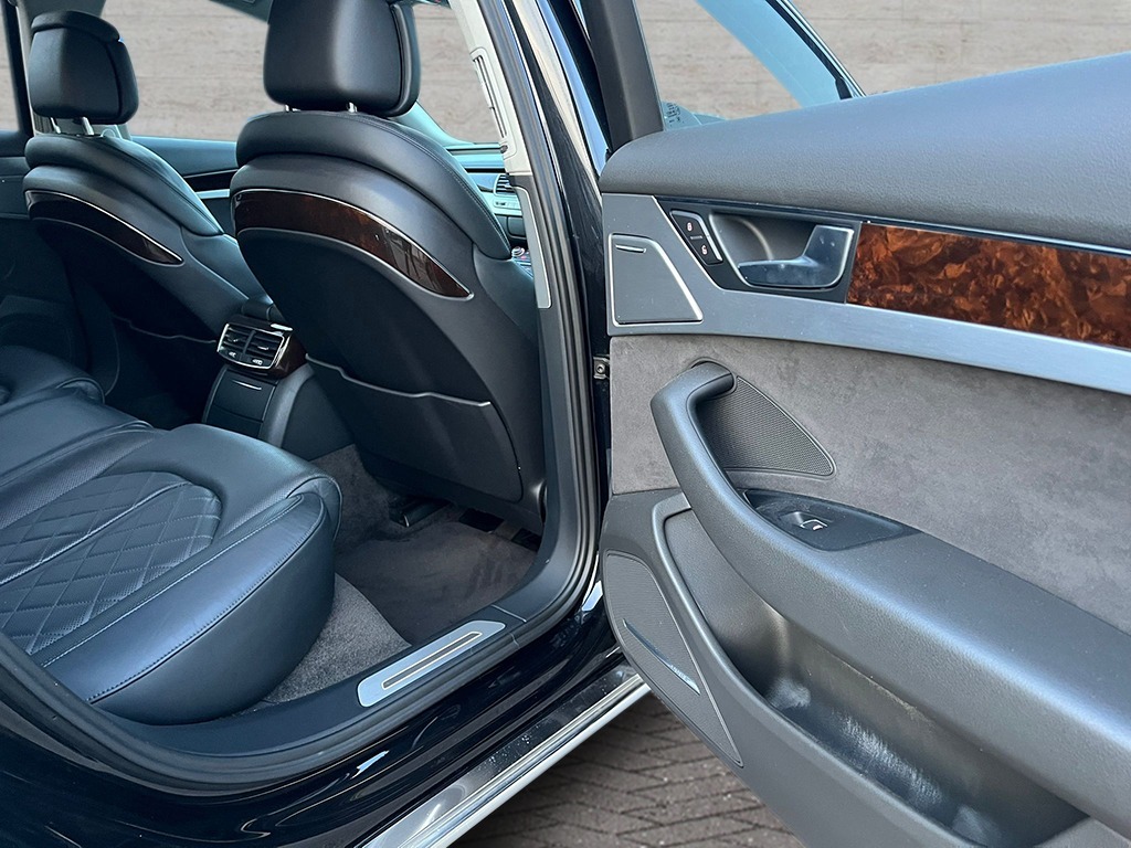 Used Audi A8 2014 for sale - 77969012: Photo 26