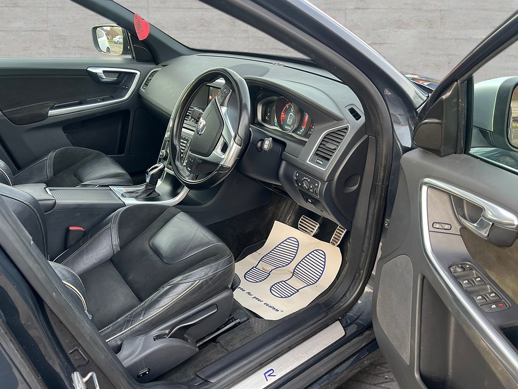 Used Volvo XC60 2015 for sale - 77616160: Photo 12