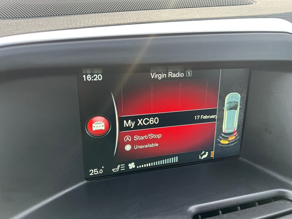 Used Volvo XC60 2015 for sale - 77616160: Photo 9