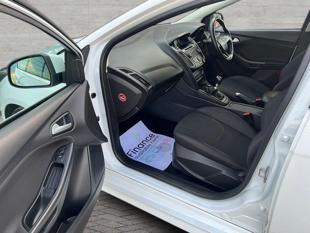 Used Ford Focus 2015 for sale - 77662844: Photo 12