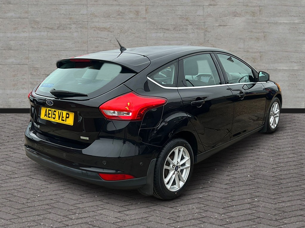 Used Ford Focus 2015 for sale - 77039228: Photo 3
