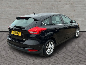 Used Ford Focus 2015 for sale - 77039228: Photo