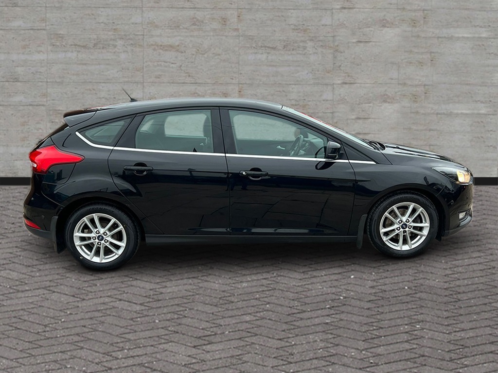 Used Ford Focus 2015 for sale - 77039228: Photo 5