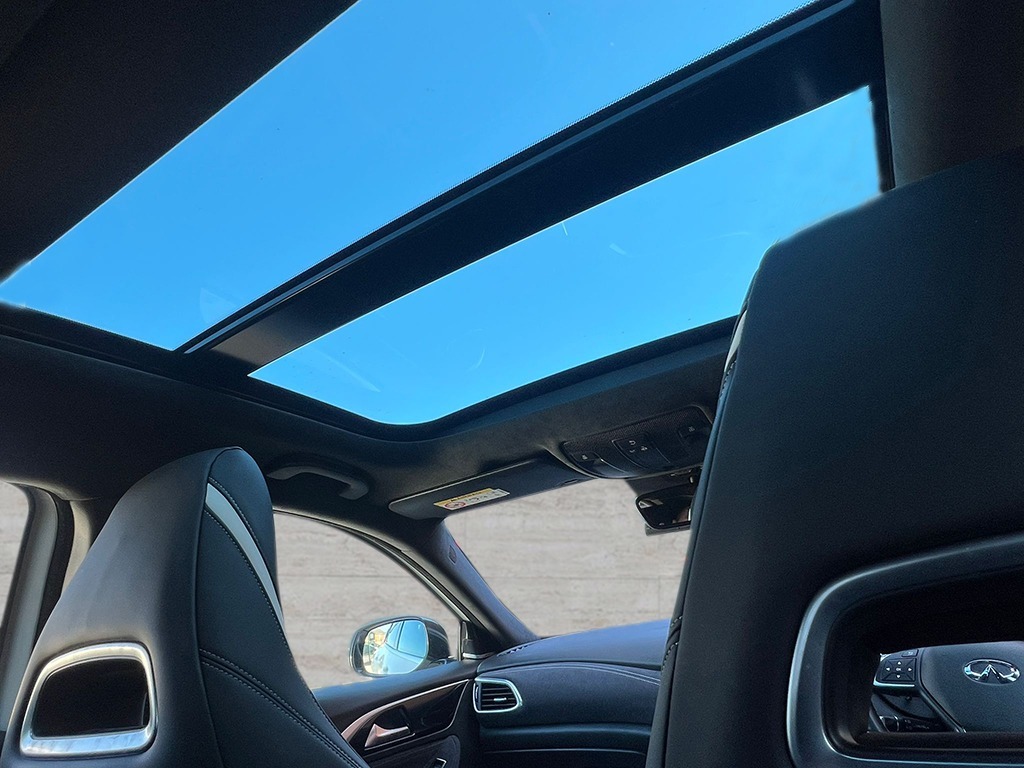 Used Infiniti Q30 2016 for sale - 77918244: Photo 20