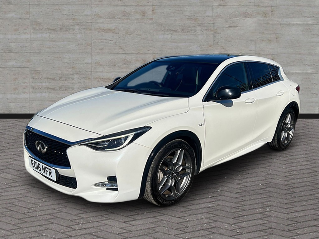 Used Infiniti Q30 2016 for sale - 77918244: Photo 3