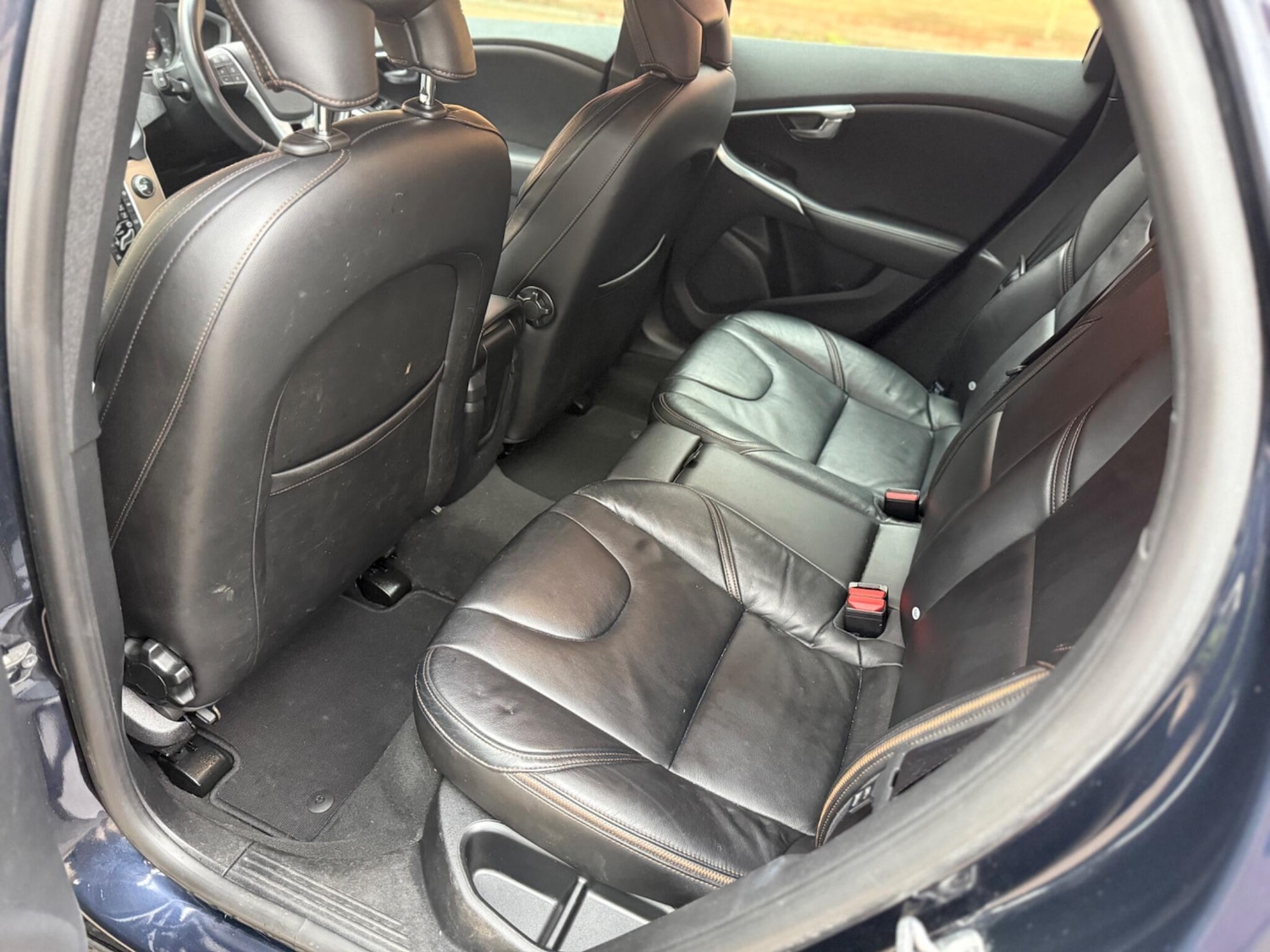 Used Volvo V40 2016 for sale - 77205065: Photo 20