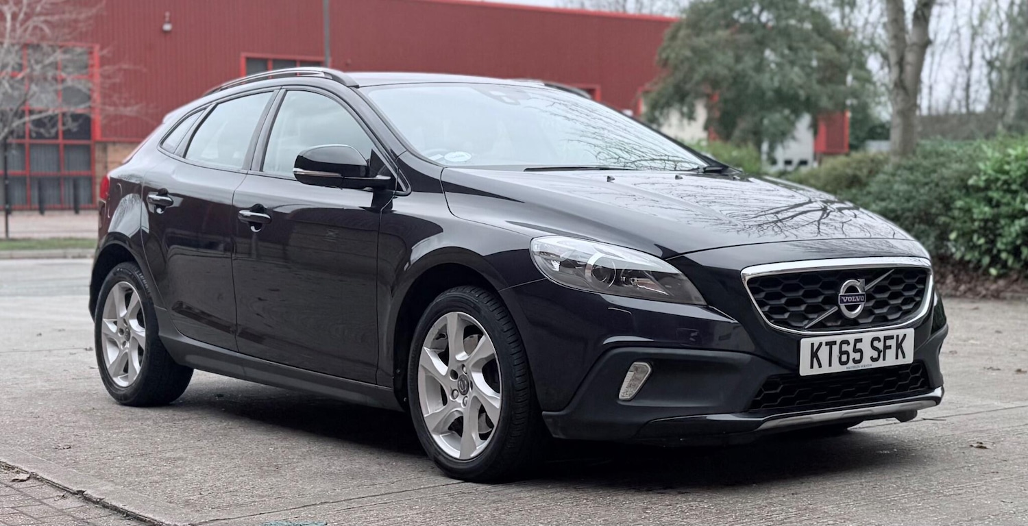 Used Volvo V40 2016 for sale - 77205065: Photo 9