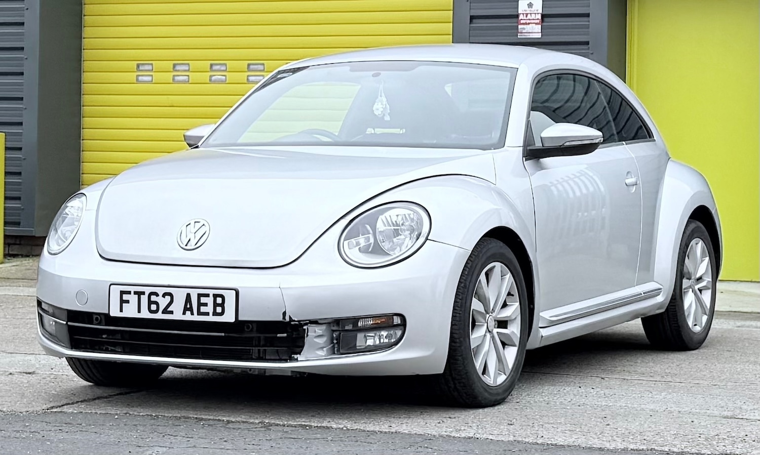 Used Volkswagen Beetle 2012 for sale - 77798051: Photo 4