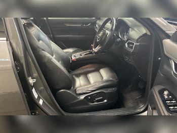 Used Mazda CX-5 2017 for sale - 78033565: Photo