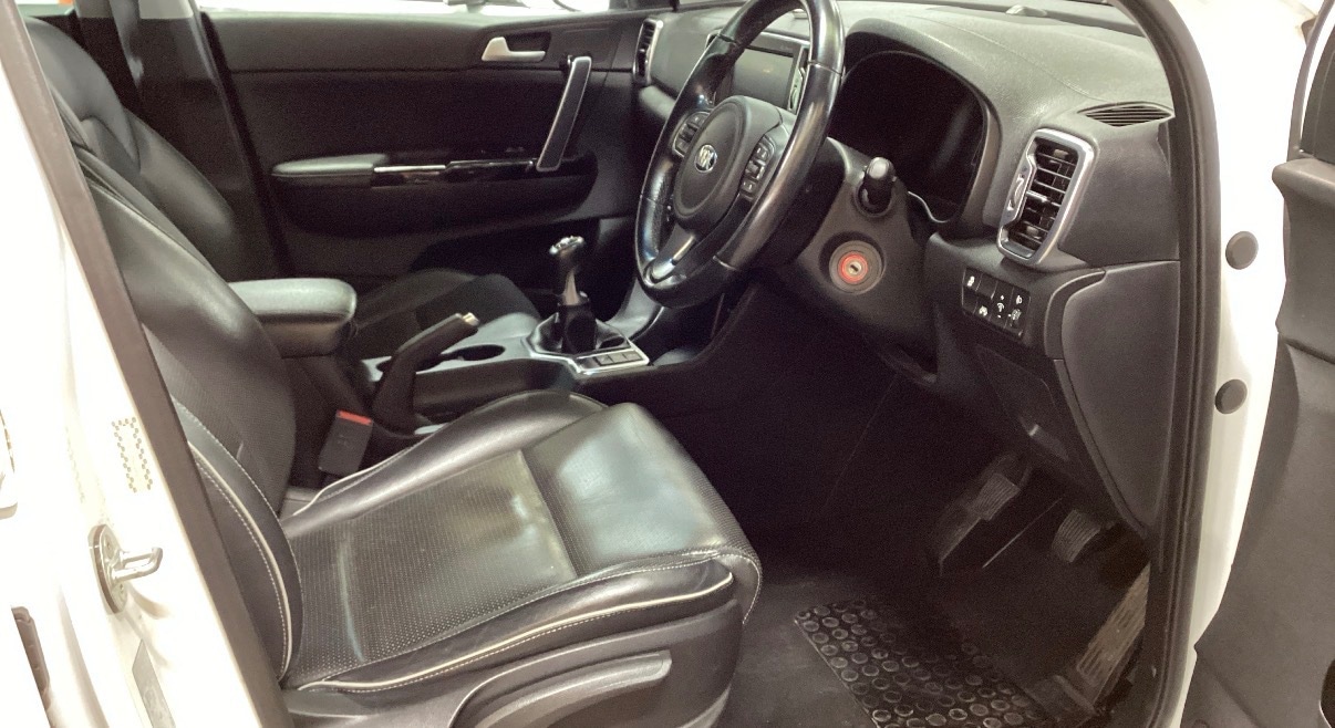 Used Kia Sportage 2016 for sale - 78005558: Photo 2