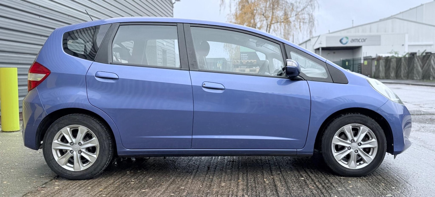 Used Honda Jazz 2012 for sale - 77205068: Photo 12