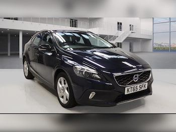 Used Volvo V40 2016 for sale - 76484593: Photo
