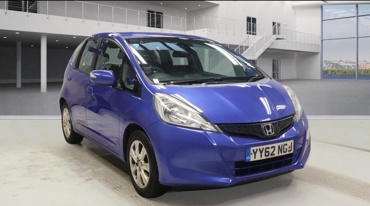 Used Honda Jazz 2012 for sale - 77040014: Photo 3
