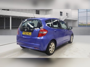 Used Honda Jazz 2012 for sale - 77040014: Photo