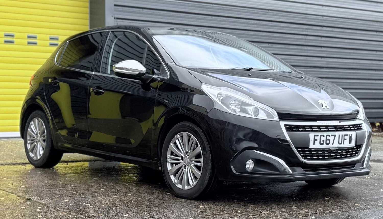 Used Peugeot 208 2017 for sale - 77205071: Photo 1