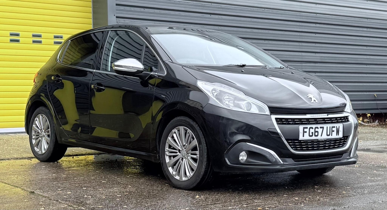 Used Peugeot 208 2017 for sale - 77205071: Photo 15