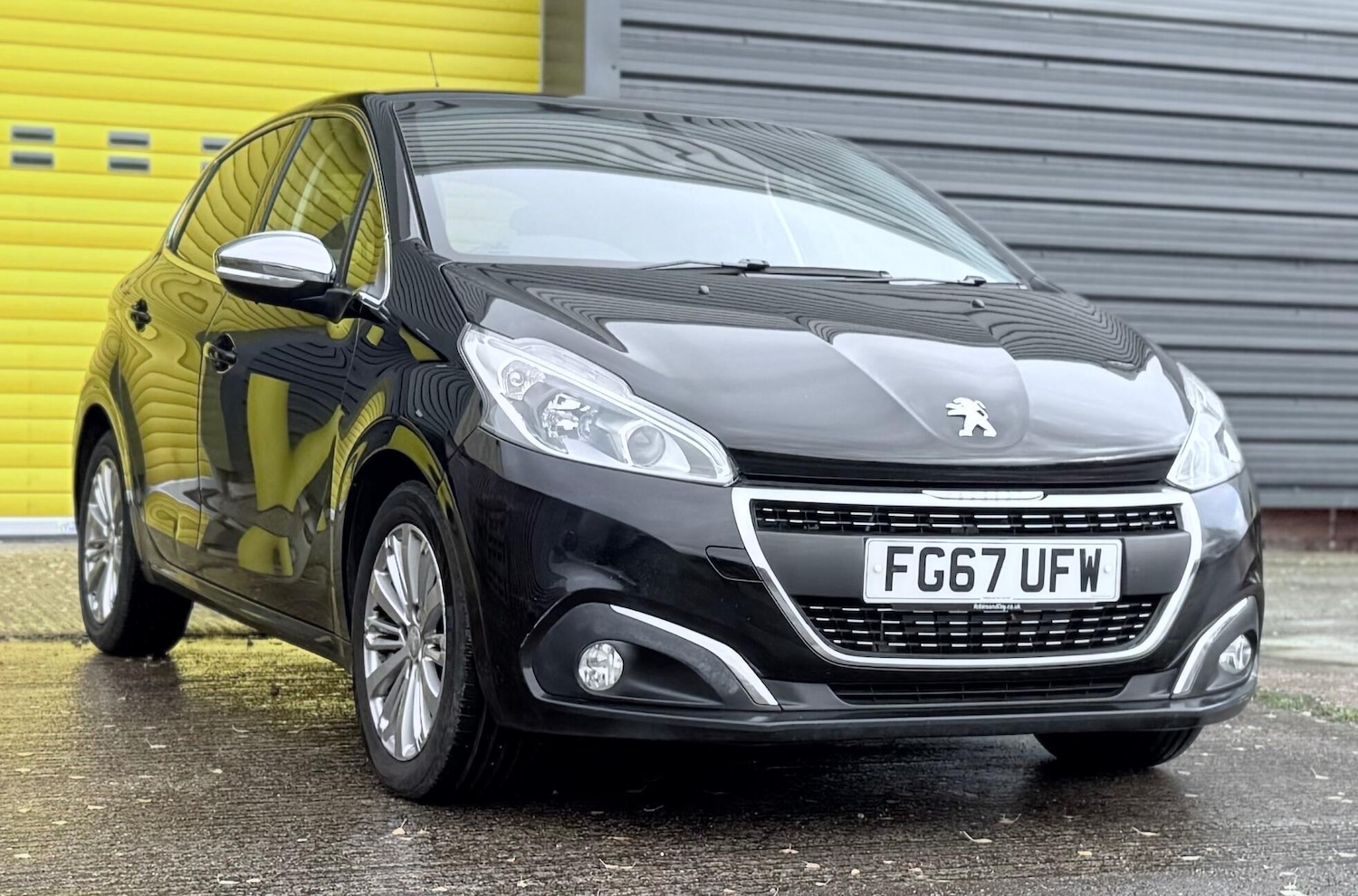 Used Peugeot 208 2017 for sale - 77205071: Photo 5
