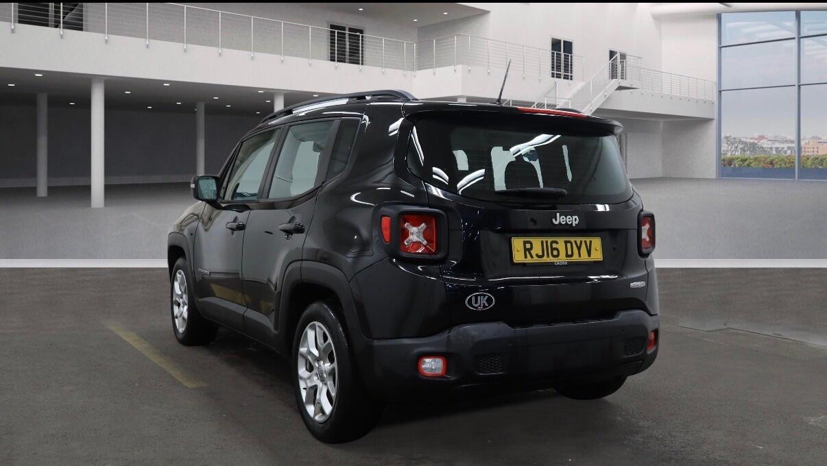 Used Jeep Renegade 2016 for sale - 77358901: Photo 4