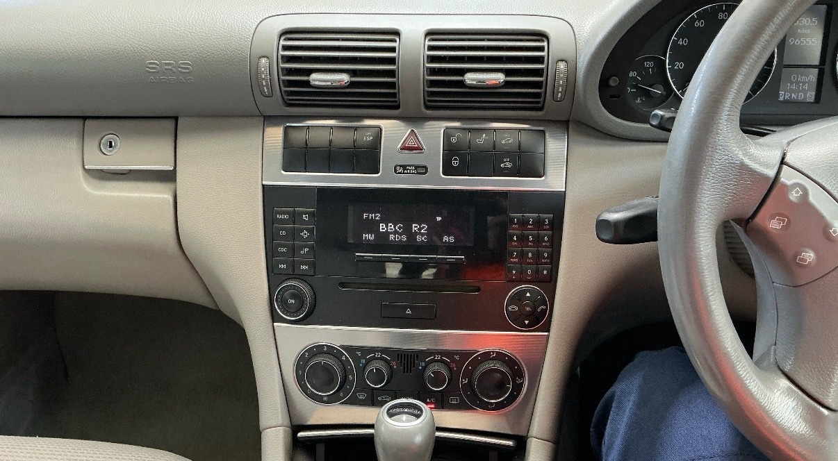 Used Mercedes-Benz C Class 2005 for sale - 77750081: Photo 12