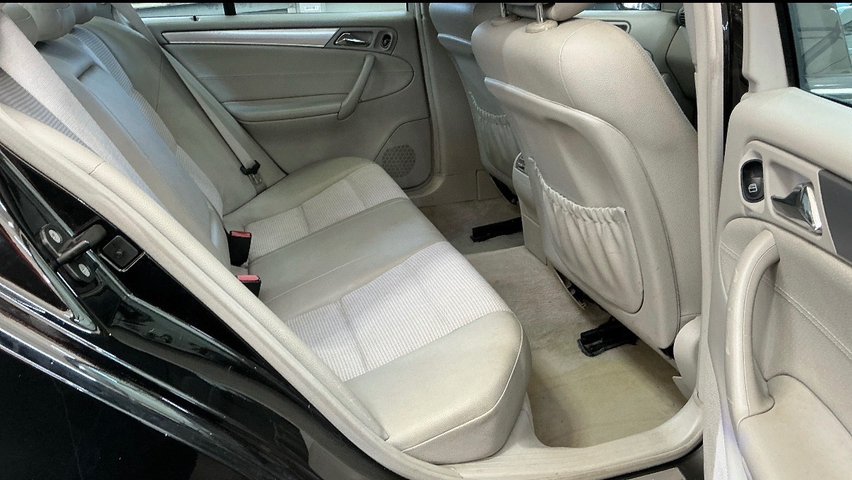 Used Mercedes-Benz C Class 2005 for sale - 77750081: Photo 8