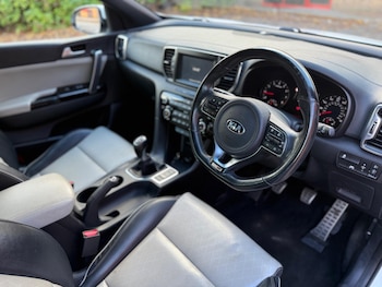 Used Kia Sportage 2016 for sale - 76484905: Photo