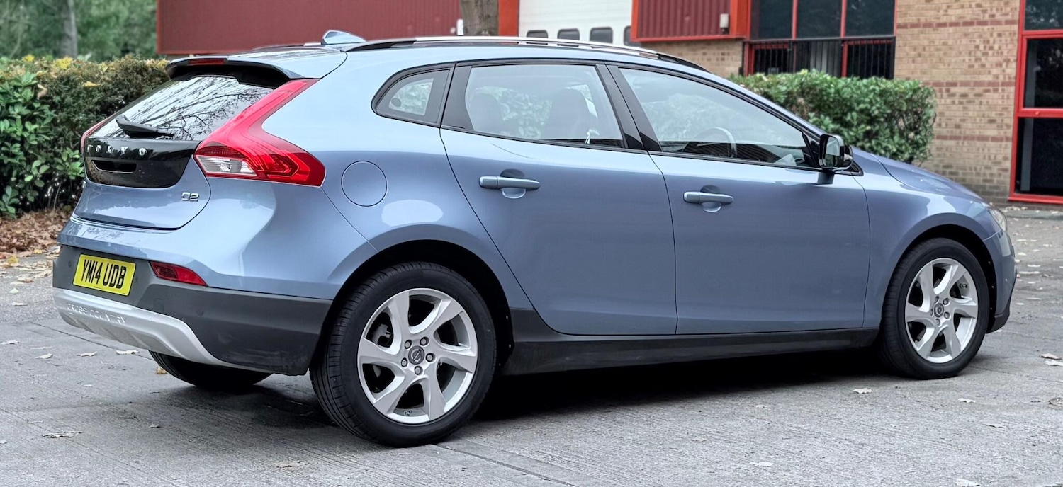Used Volvo V40 2014 for sale - 76484503: Photo 14