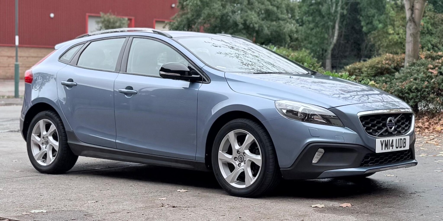 Used Volvo V40 2014 for sale - 76484503: Photo 17