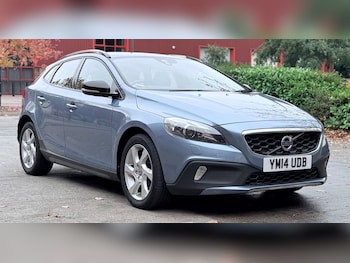 Used Volvo V40 Cross Country 2014 for sale - 76484503: Photo