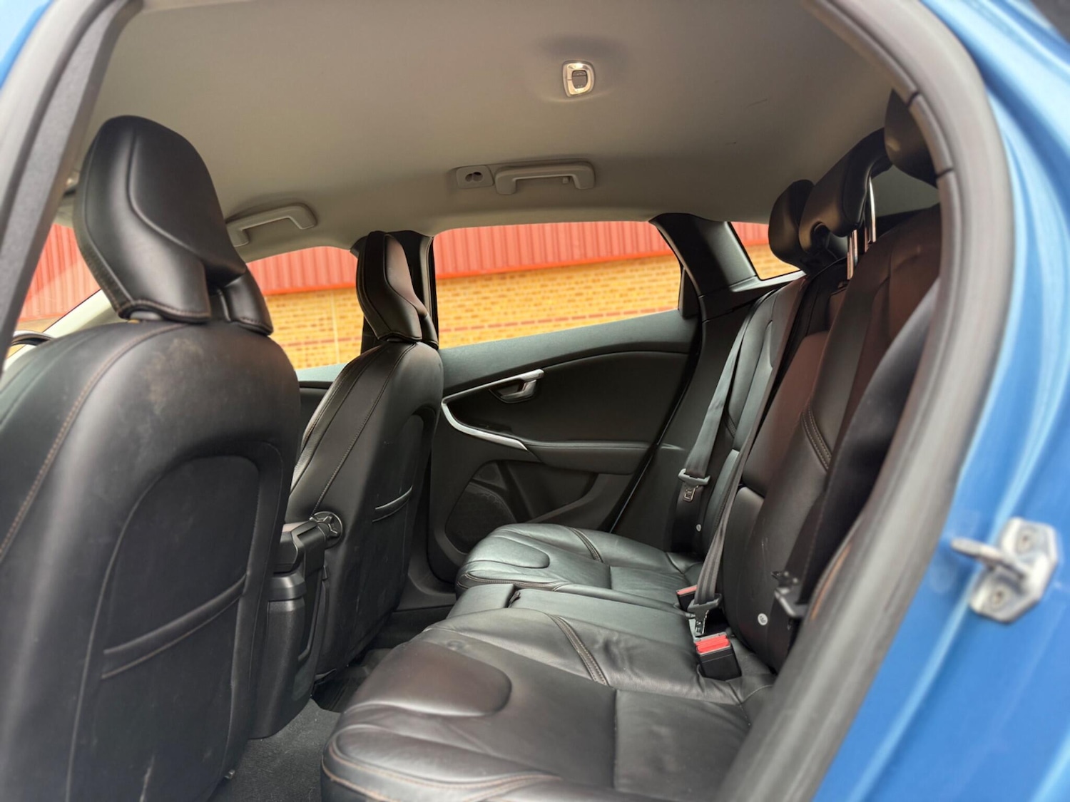 Used Volvo V40 2014 for sale - 76484503: Photo 26