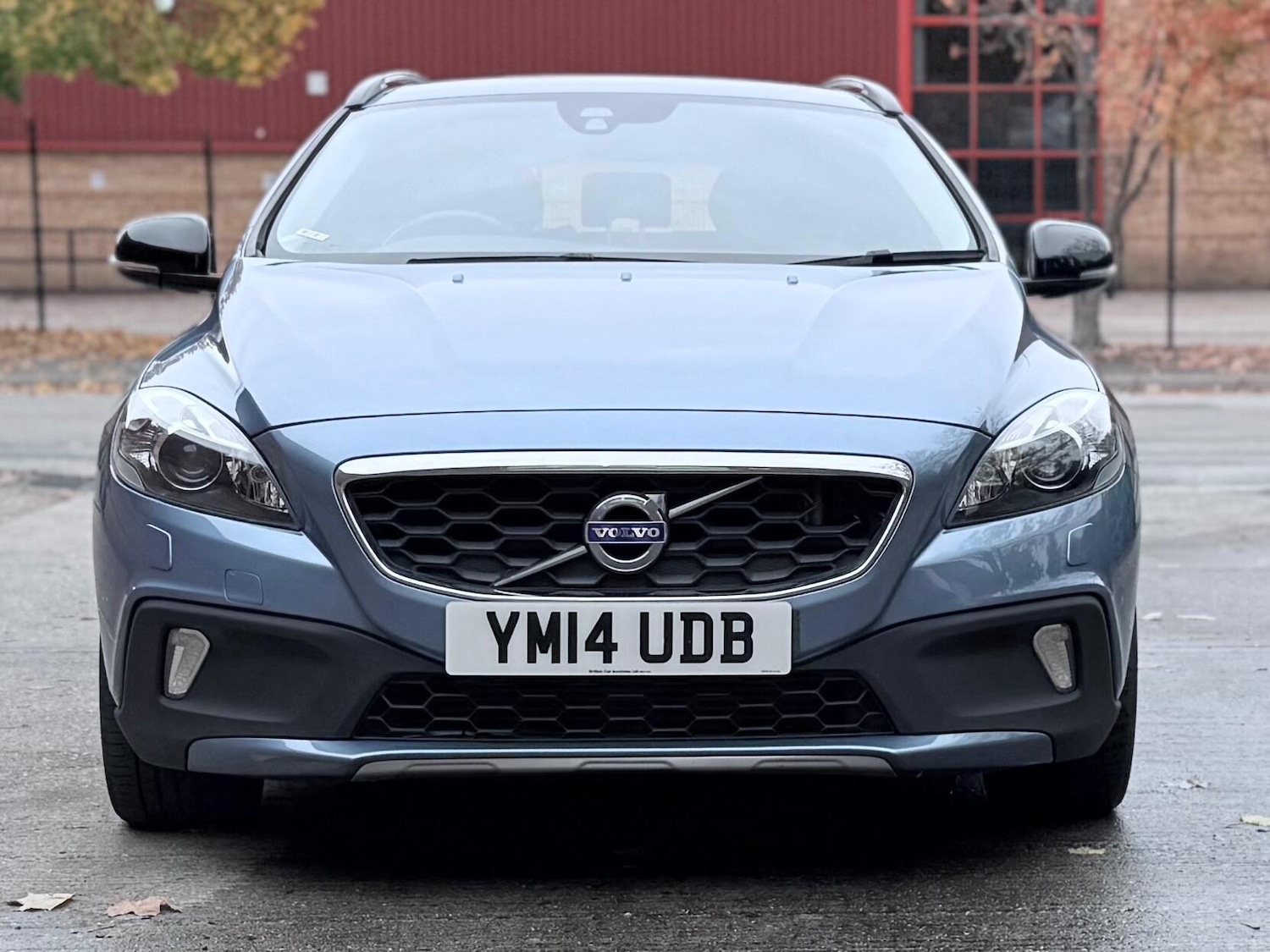 Used Volvo V40 2014 for sale - 76484503: Photo 6