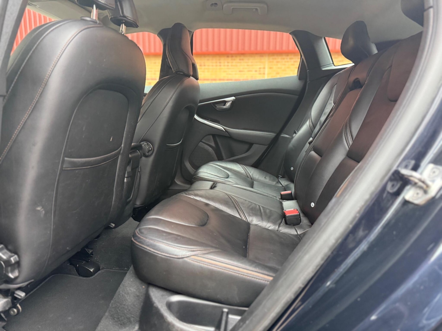 Used Volvo V40 Cross Country 2016 for sale - 76549420: Photo 23