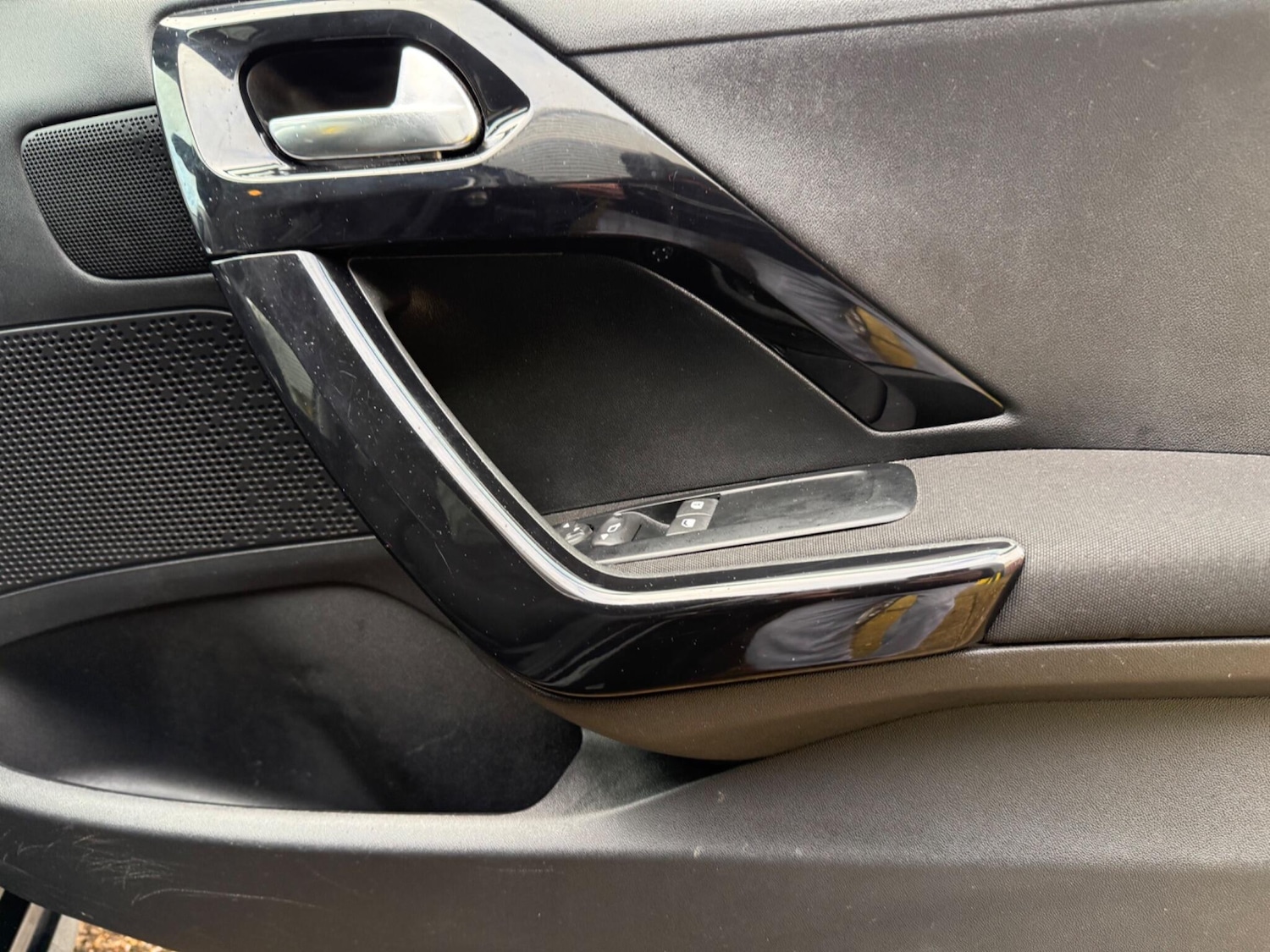 Used Peugeot 208 2017 for sale - 76671382: Photo 19