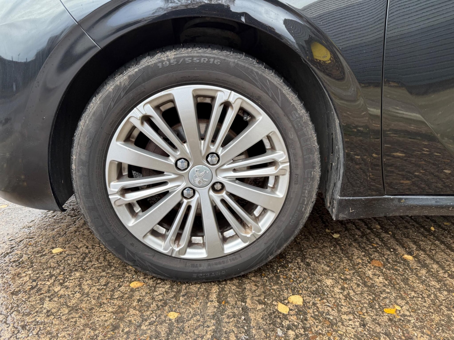 Used Peugeot 208 2017 for sale - 76671382: Photo 20