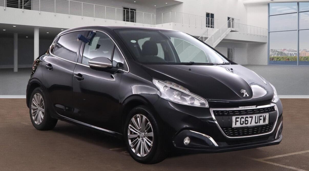 Used Peugeot 208 2017 for sale - 76671382: Photo 3