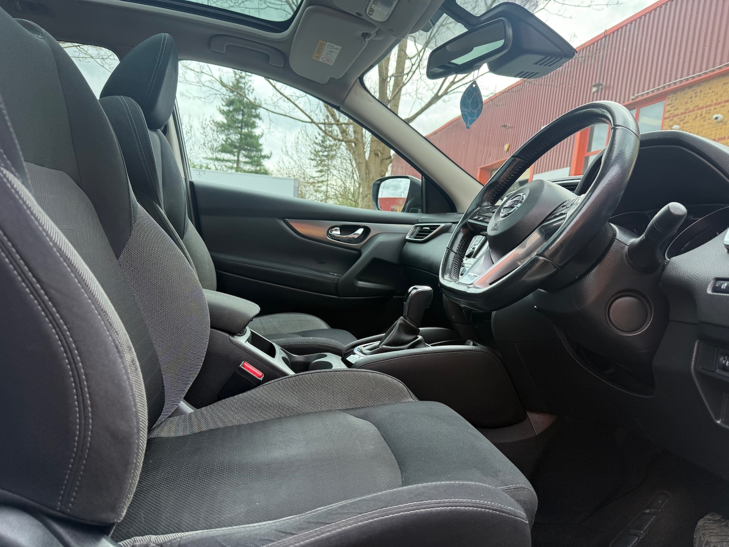 Used Nissan Qashqai 2017 for sale - 78033568: Photo 22