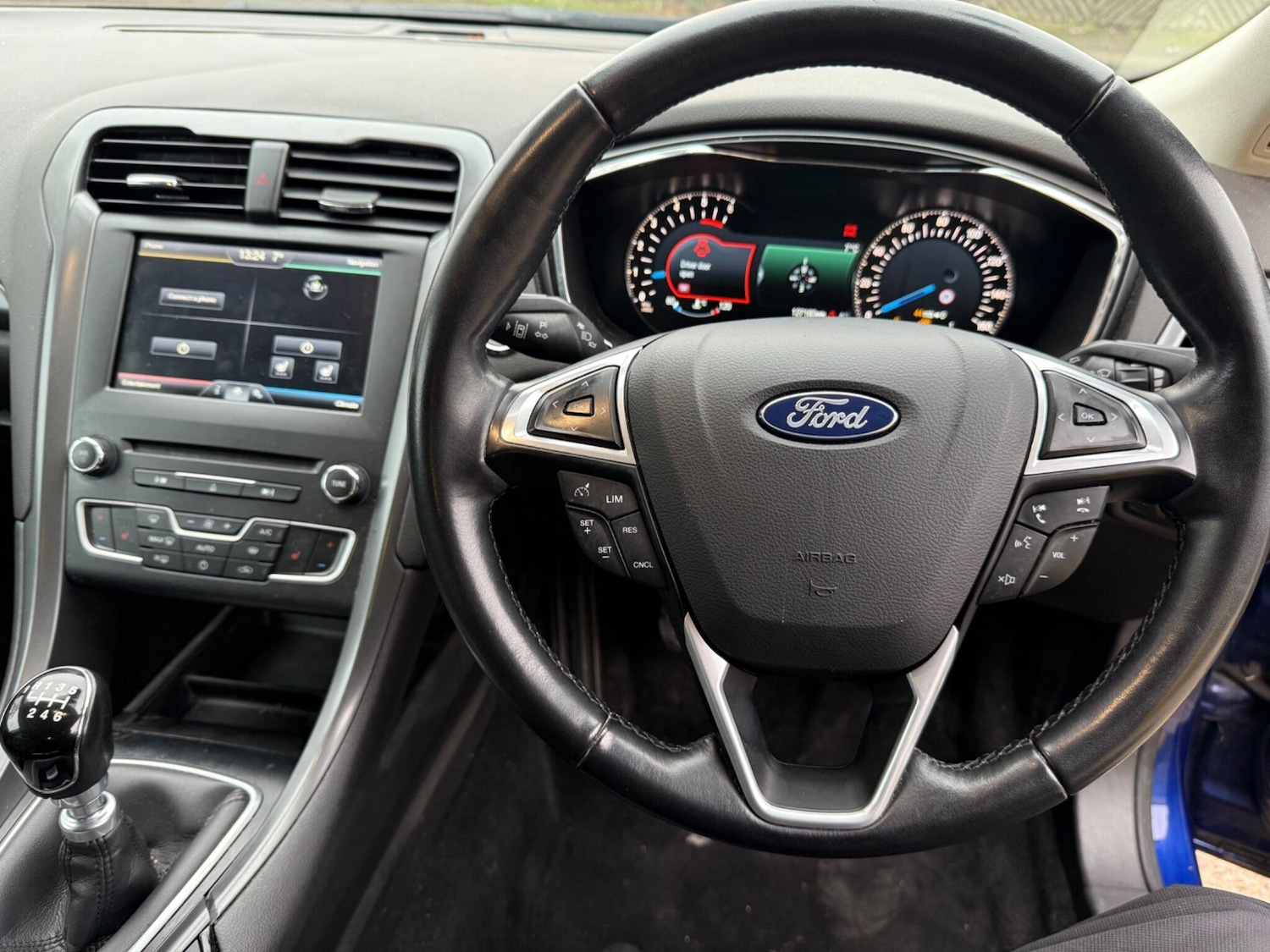 Used Ford Mondeo 2016 for sale - 77060211: Photo 24